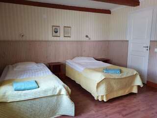 Кемпинги Patruunantalo Vatmusa Двухместный номер с 2 отдельными кроватями и собственной ванной комнатой-34